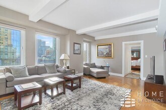 160 Central Park S-Unit -3011 in New York, NY - Foto de edificio - Building Photo