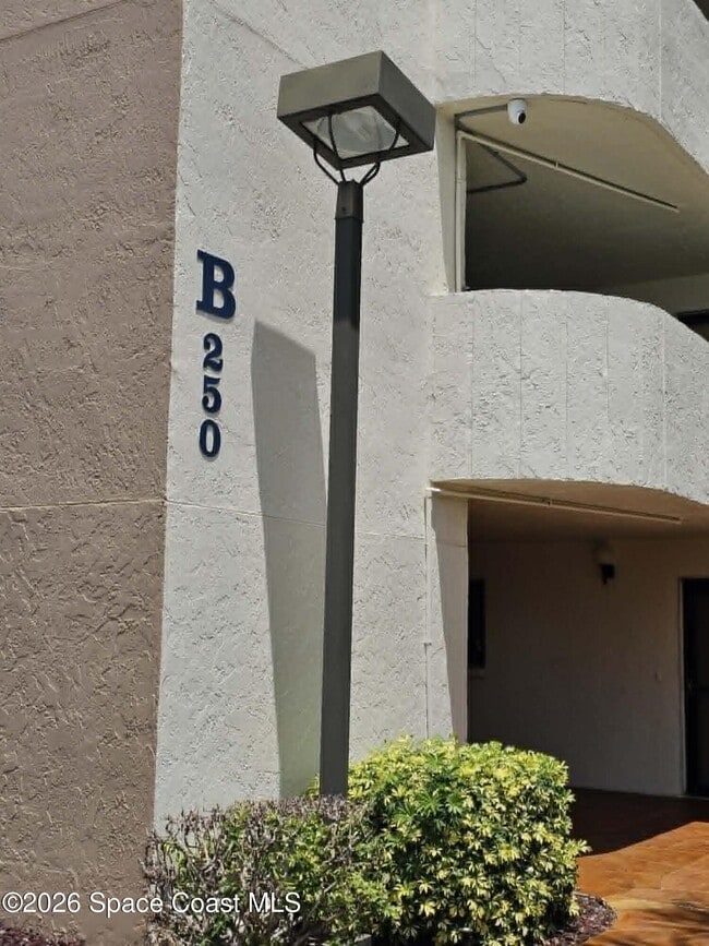250 S Sykes Creek Pkwy in Merritt Island, FL - Building Photo - Building Photo