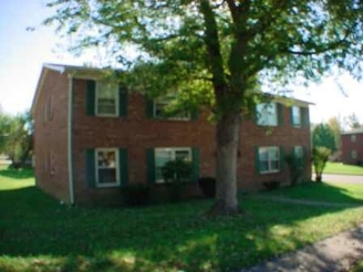 3720 Camelot Dr in Lexington, KY - Foto de edificio - Building Photo