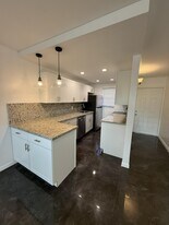 650 SW 2nd Ave in Boca Raton, FL - Building Photo