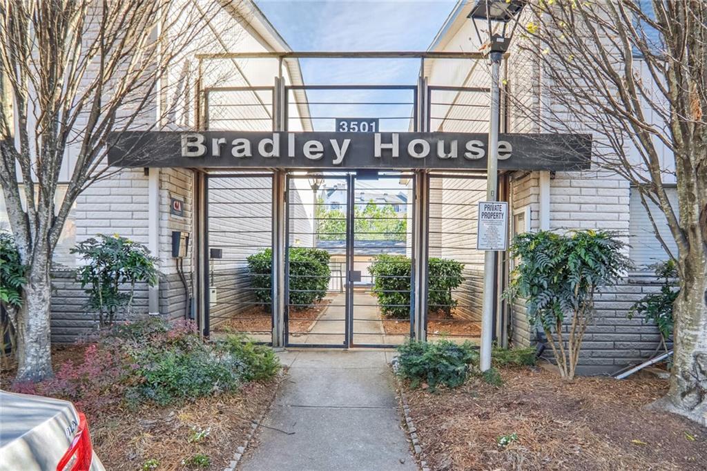 3501 Roswell Rd in Atlanta, GA - Building Photo