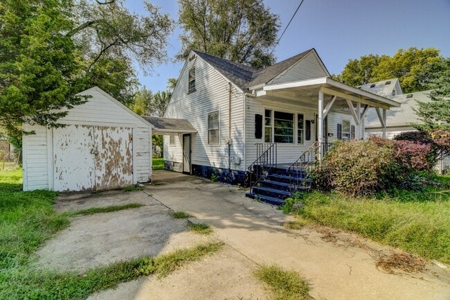 property at 759 E Lawrence St