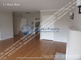 17 Mira Mar Ave in Long Beach, CA - Building Photo