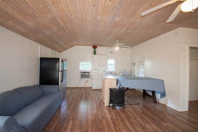 property at 306 W Bryan St