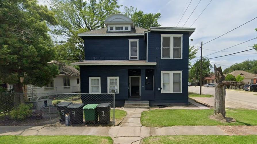 102 Bryan St in Houston, TX - Building Photo