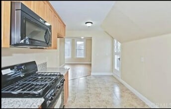 364 E Pearl St in Pomona, CA - Building Photo - Building Photo