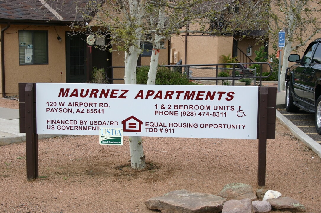 Maurnez Apartments in Payson, AZ - Foto de edificio