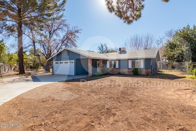 413 E Stanford Ave in Gilbert, AZ - Building Photo - Building Photo