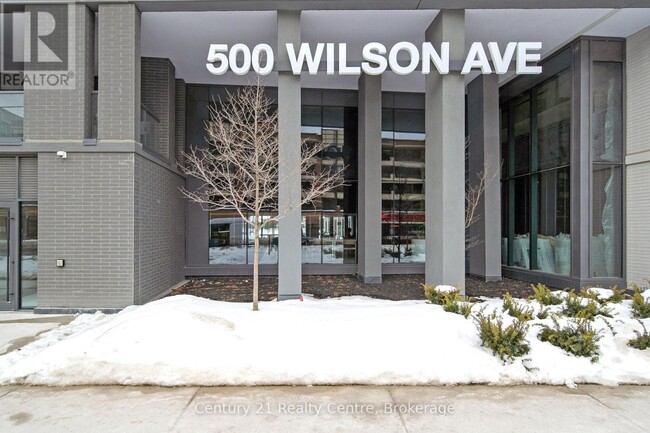 500-500 Wilson Ave