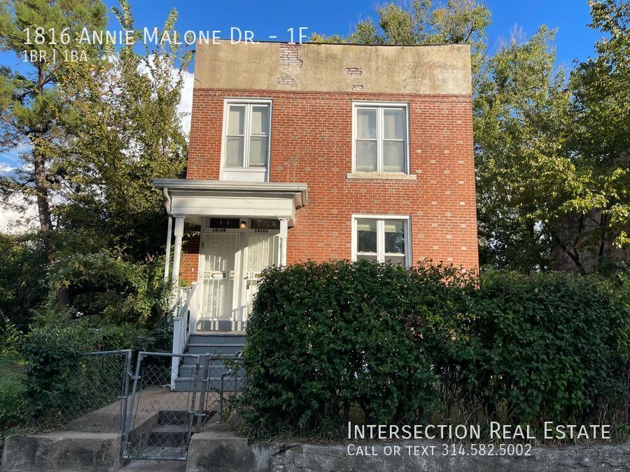 1816 Annie Malone Dr in St. Louis, MO - Building Photo