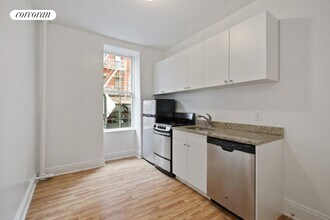 56 Perry St in New York, NY - Foto de edificio - Building Photo