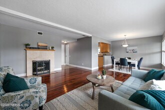 3434 Blanding Blvd in Jacksonville, FL - Building Photo - Building Photo