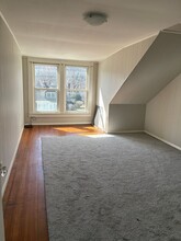 1051-1053-1053 Massachusetts Ave in North Adams, MA - Foto de edificio - Building Photo