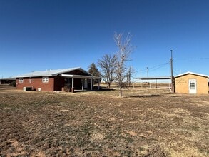 371 County Rd 10 in Clovis, NM - Building Photo - Building Photo