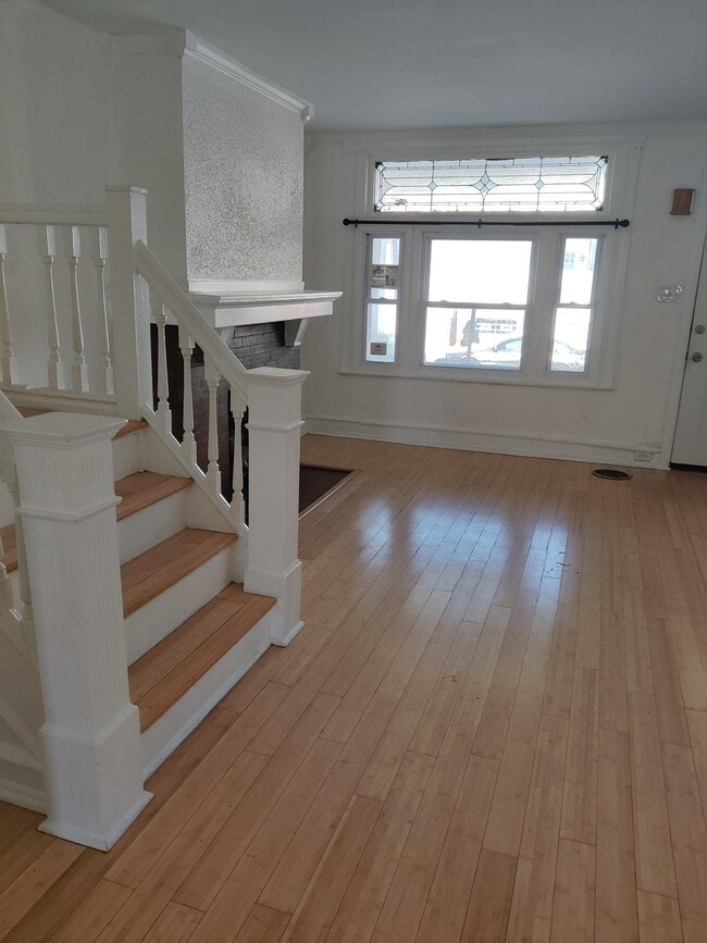 5524 Locust St in Philadelphia, PA - Building Photo - Building Photo