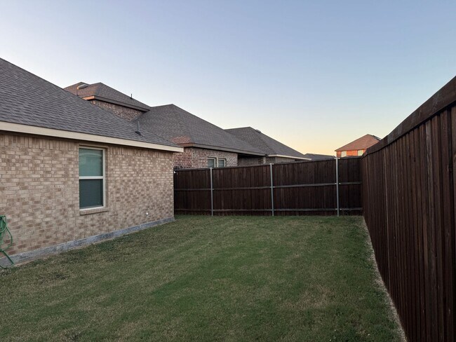 3213 Perman Dr in Mesquite, TX - Building Photo - Building Photo