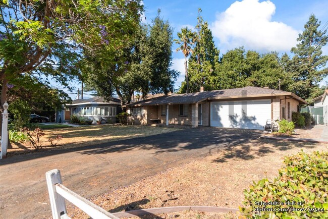 284 Mountain View Ave in San Jose, CA - Building Photo - Building Photo