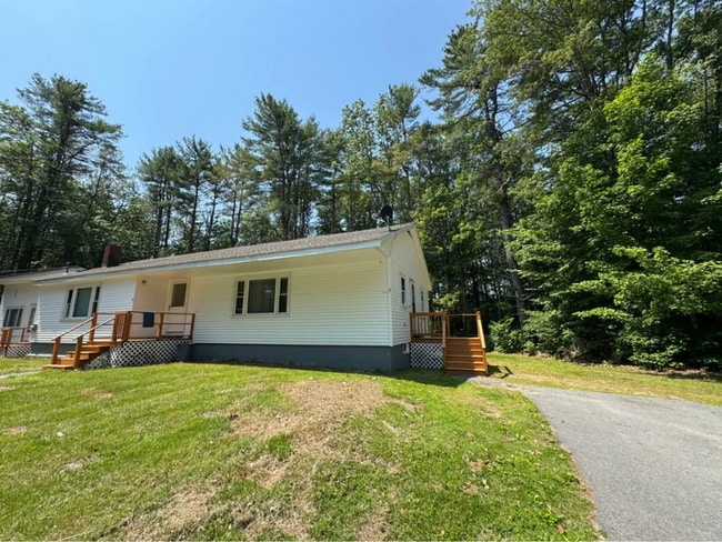 property at 10 Smith Rd