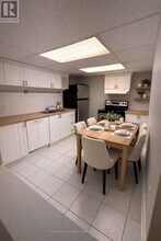 31 Greenwood Crescent in Brampton, ON - Building Photo - Building Photo