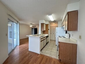 1071 S Hiawassee Rd in Orlando, FL - Building Photo - Building Photo