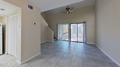 1230 Mayport Landing Cir in Atlantic Beach, FL - Building Photo - Building Photo