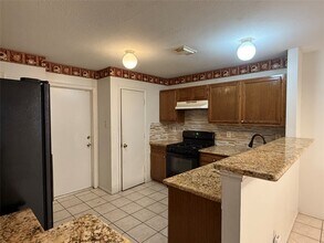 5406 Bourgeois Rd in Houston, TX - Building Photo - Building Photo