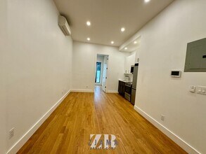 435 DeKalb Ave in Brooklyn, NY - Building Photo - Building Photo