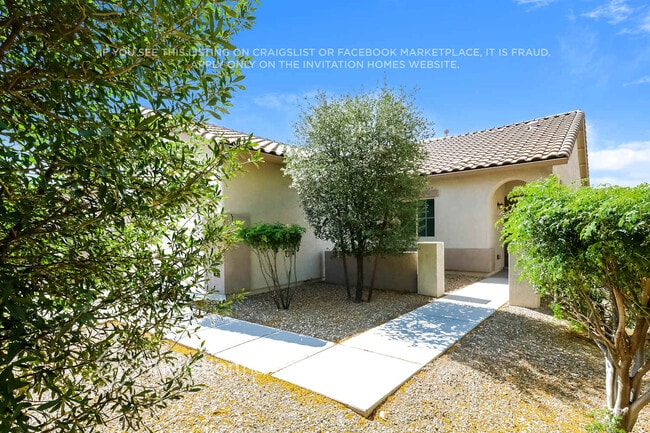 19167 W Monroe St in Buckeye, AZ - Foto de edificio - Building Photo