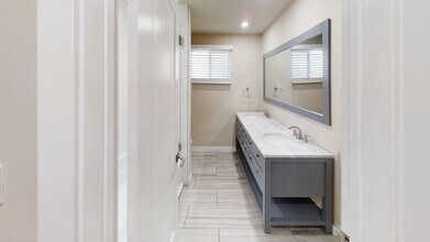 5216 College Gardens Ct in San Diego, CA - Building Photo - Building Photo