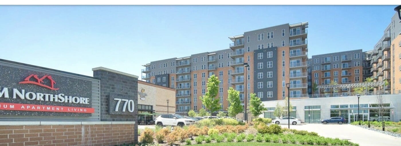 770 Skokie Blvd in Northbrook, IL - Building Photo