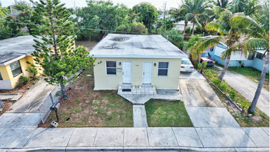 418 NW 11th Ave in Boynton Beach, FL - Building Photo - Other