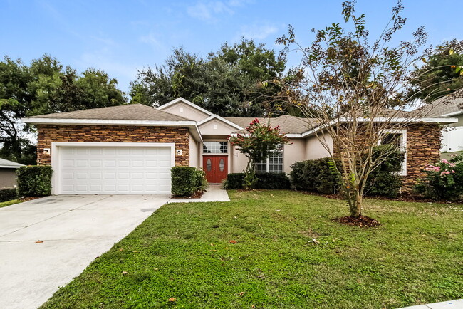 property at 1260 Shorecrest Cir
