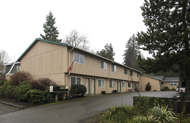 8019 SW 35th Ave in Portland, OR - Foto de edificio - Building Photo