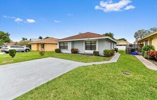 1459 Summit Run Cir in West Palm Beach, FL - Building Photo