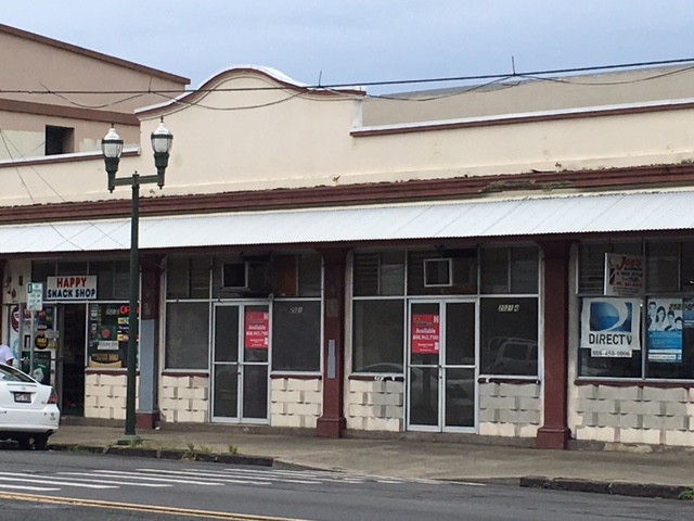 2021 N King St in Honolulu, HI - Building Photo