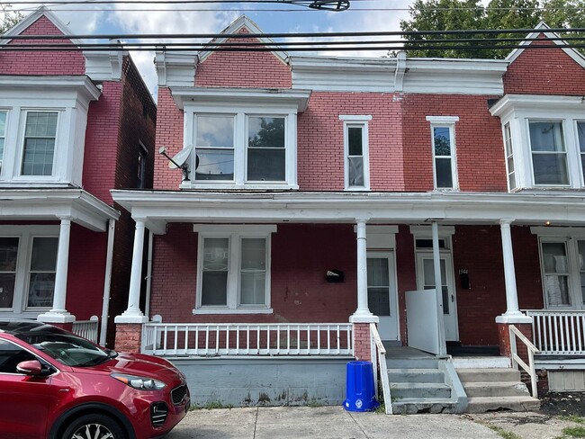 property at 1942 Zarker St