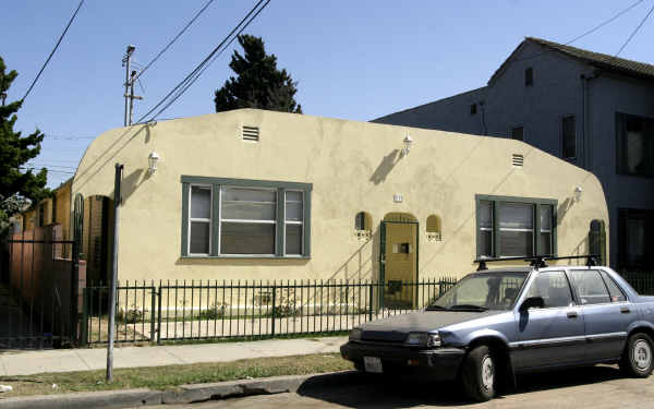 918 Hoffman Ave in Long Beach, CA - Building Photo - Building Photo