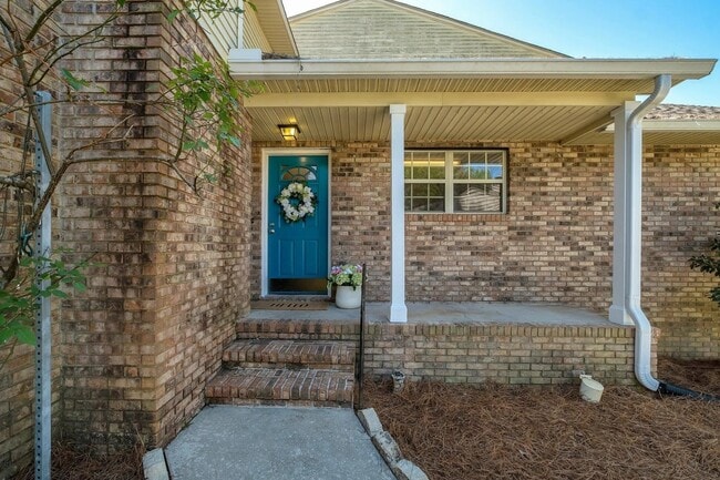 550 Teal Ln in Tallahassee, FL - Foto de edificio - Building Photo