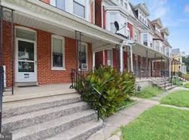 property at 631 Roosevelt Ave