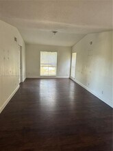 833 Riverside Dr in Coral Springs, FL - Building Photo - Building Photo