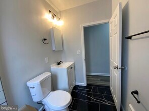 5434 Westminster Ave, Unit 2 in Philadelphia, PA - Building Photo - Building Photo