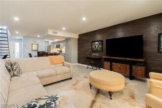 833 Meadowland Dr in Naples, FL - Building Photo - Building Photo