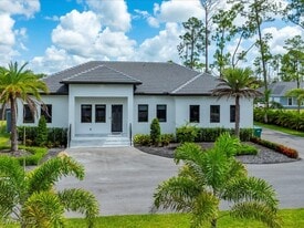 3363 16th Ave SE in Naples, FL - Building Photo