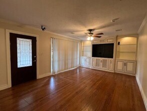 9522 Kerrwood Ln in Houston, TX - Building Photo - Building Photo