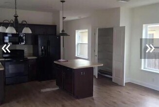 2128 W Walnut St in Tampa, FL - Building Photo - Building Photo