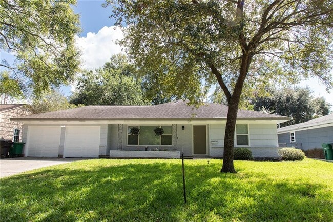 property at 8527 Greenbush St
