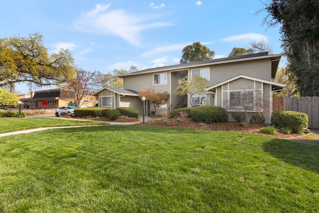 569 E 7th Ave in Chico, CA - Building Photo