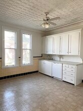 124 Trenton St, Unit 1st Floor in Melrose, MA - Building Photo - Building Photo