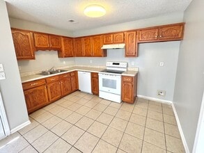 1623 Central Trails Dr in Southaven, MS - Building Photo - Building Photo