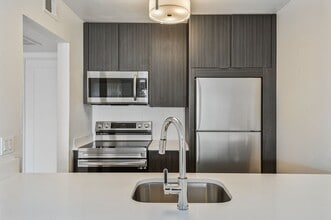 Echo Luxury Apartments in Tucson, AZ - Foto de edificio - Building Photo